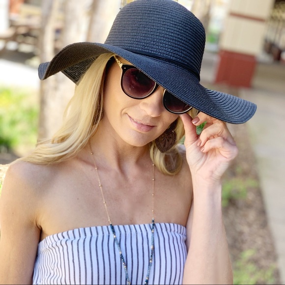 ✨RESTOCKED✨Black Tassel Floppy Hat - Picture 5 of 6